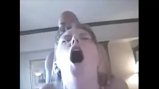 С умела уста дамата  ...