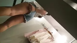 Човекът продаде прия ...