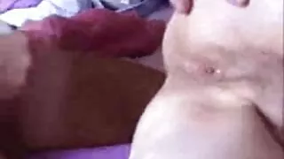 Секси червенокоса се ...