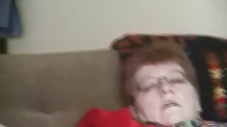 Млада уличница дръпн ...