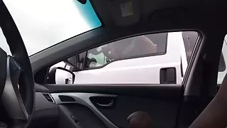 Плешив мъж чука кльо ...