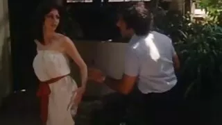 Мистериозна мацка с  ...