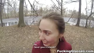 Изпълнява постелен д ...