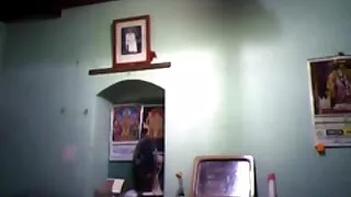 Опитна котка покани  ...