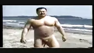 Не стеснителен човек ...