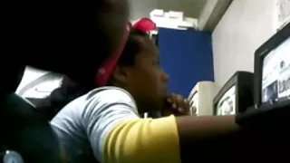Бръснат бизнесмен чу ...