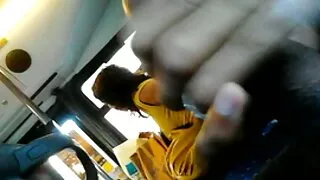 Мъжът убеди две слад ...